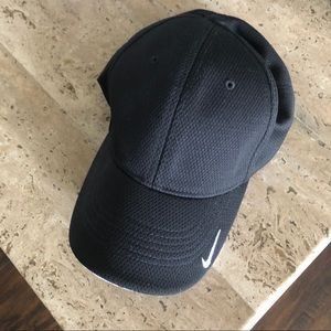 Nike Women’s Golf Hat